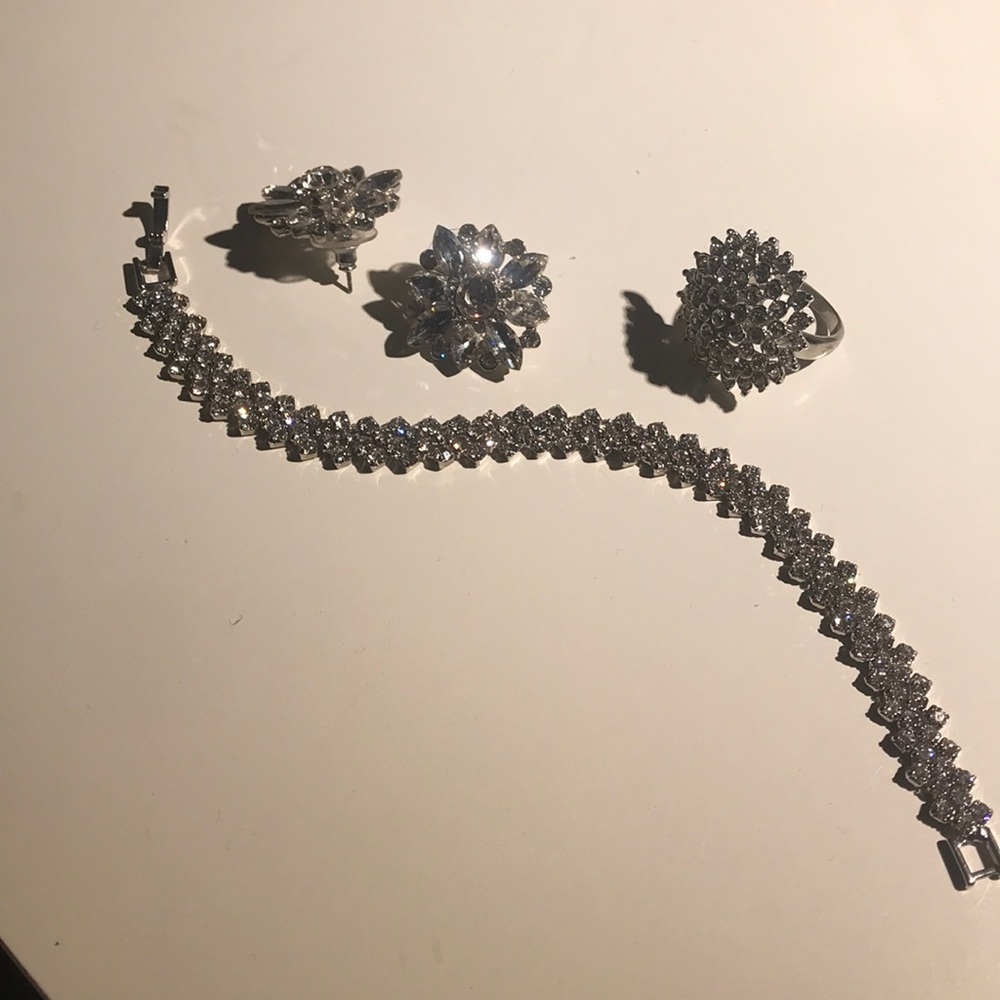Costume Jewelry Set